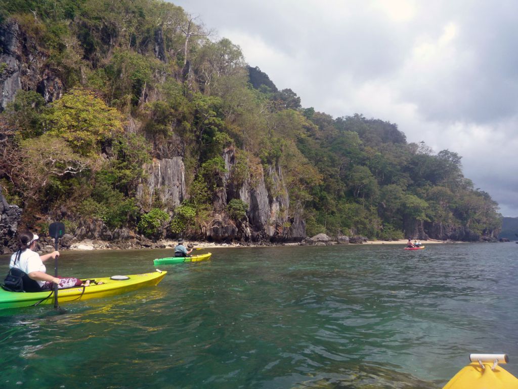 kayaking to Lagen island