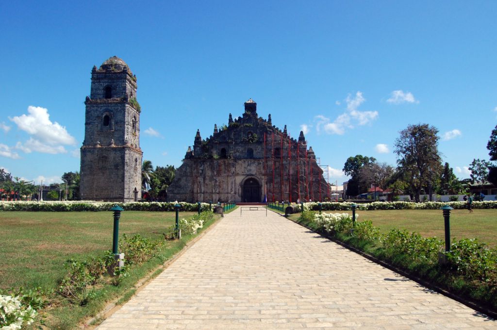 Grandeur (Paoay, Ilocos Norte)