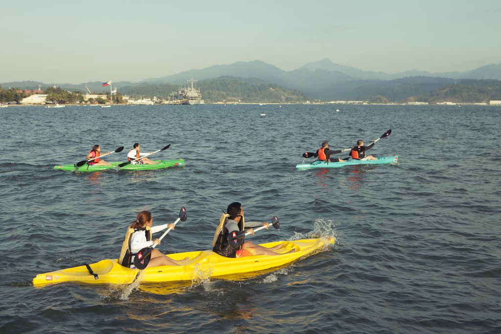 Kayak Racing Thrives in Subic Bay