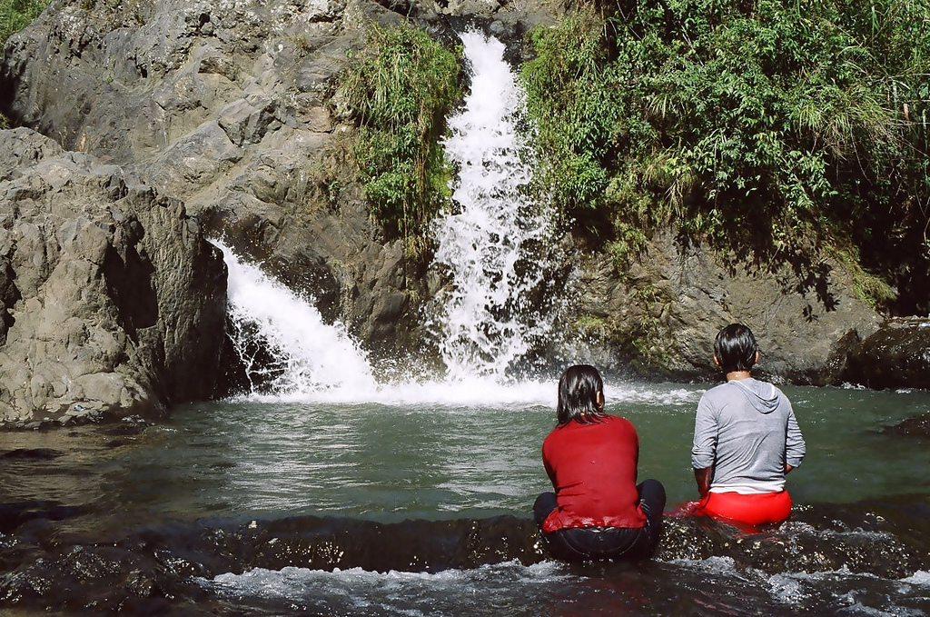 Take a dip at Bokong Waterfalls by yeowatzup/Creative Commons