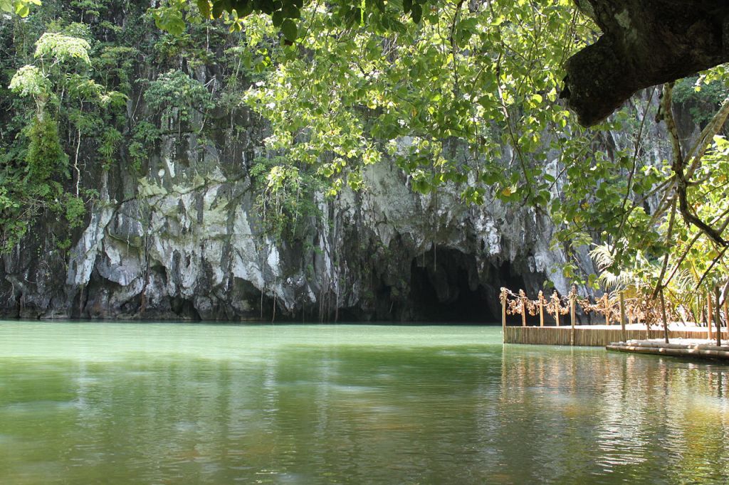 Puerto Princesa Subterranean River, a UNESCO World Heritage Site Photo by: Benjamhille/Creative Commons