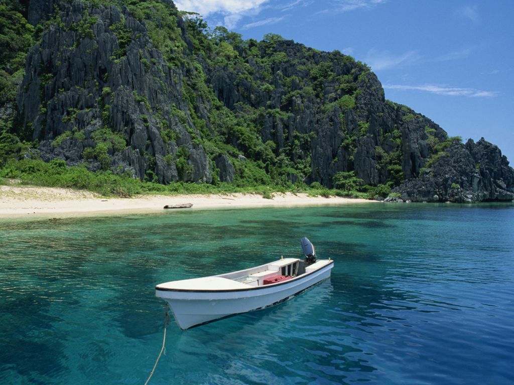 Coron Island Photo by: www.worldfortravel.com/Creative Commons