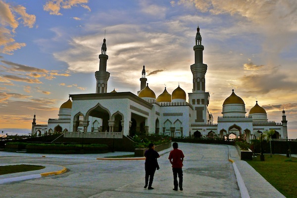 The Grand Mosque  Photo by: journeyingjames.com/Creative Commons