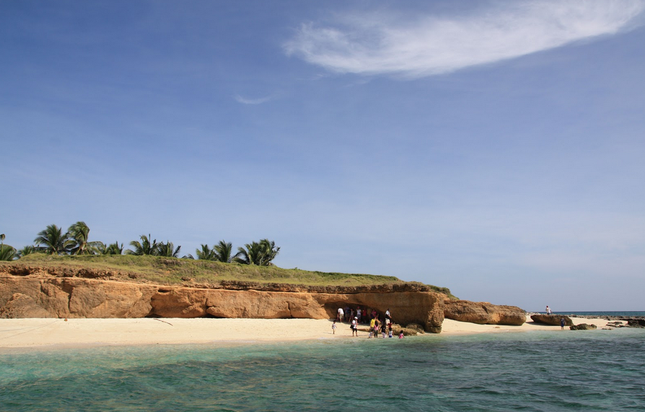 Burias Island – Charming and Beautiful