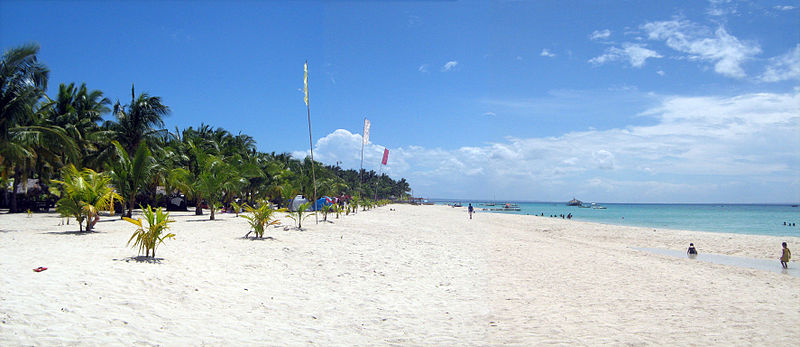  Sugar Beach resort in Santa Fe, Cebu on Bantayan Island, Cebu Image source: Mike Gonzalez/Creative Commons
