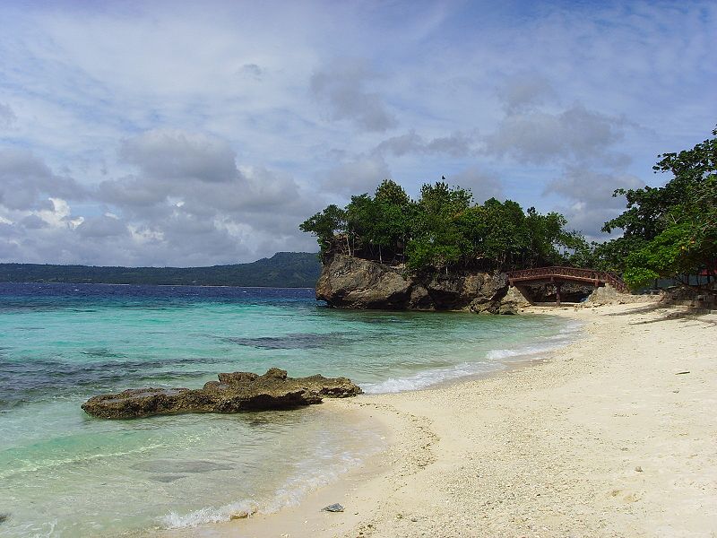 Salagdoong Beach, Siquijor Image source: Patrick120603/CC