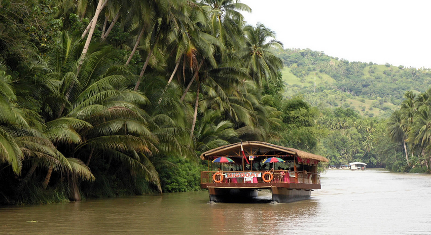 Loboc River Image source: Roberto Verzo of Flickr.com/CC