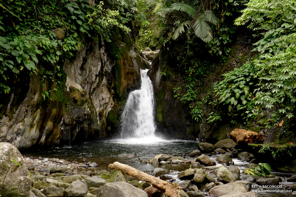 Sang'ngawan Falls. Photo courtesy of Keith Bacongco /makilala.gov.ph