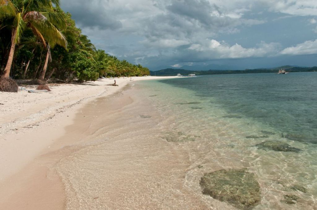 North Pandan Island Image source: travelmag.com/Creative Commons