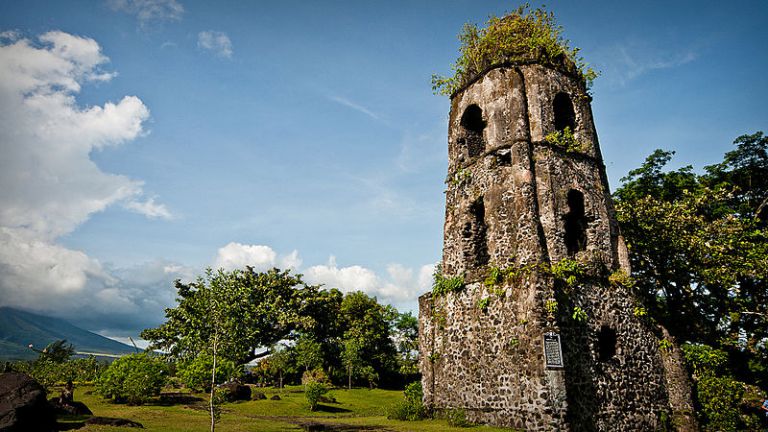 Top 3 Tourist Spots in Bicol Region | TriptheIslands.com