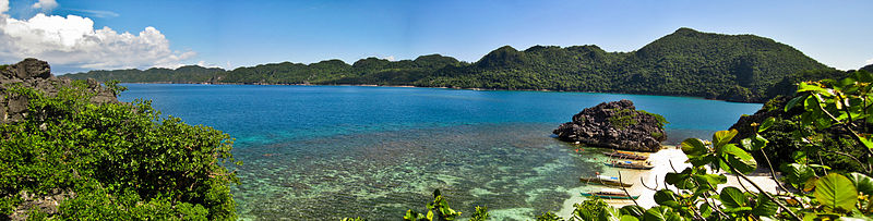 Matukad Island, Caramoan Image source: Carlogarcia/Creative Commons