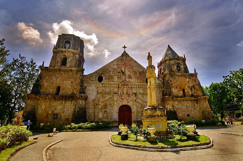 Church of Santo Tomas de Villanueva Photo by: Allan Jay Quesada/Creative Commons