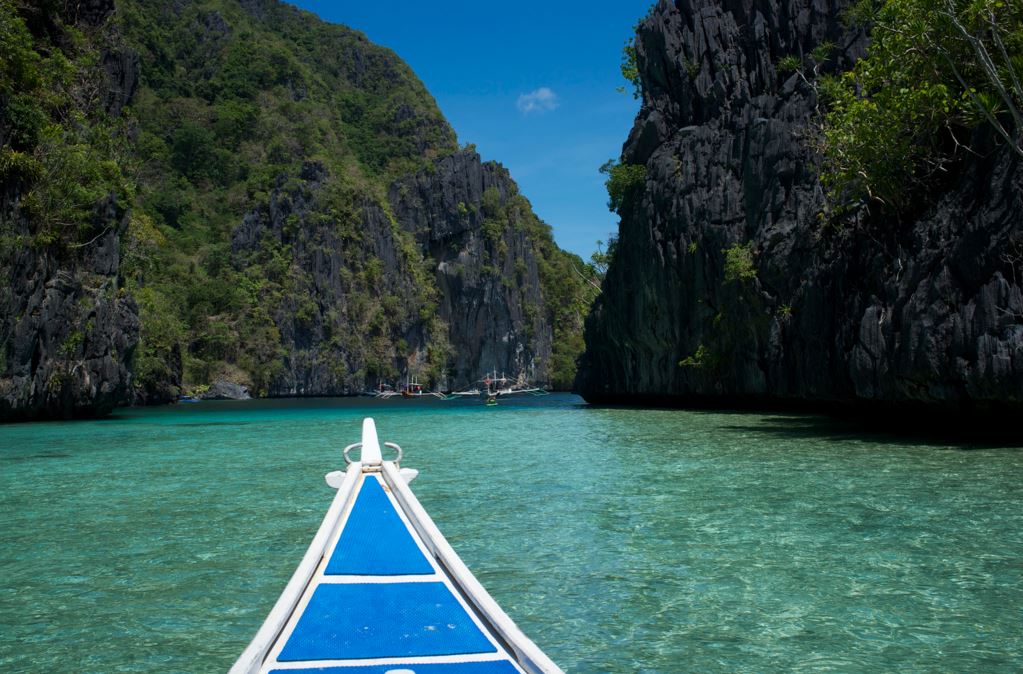 Best Kayaking and Canoeing Destinations in the Philippines