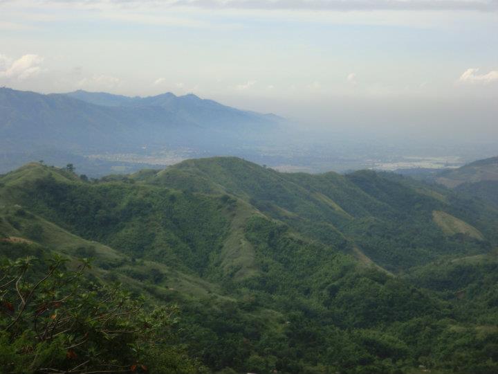 Mount Balagbag Photo by: Gabbyaguilar25/CC