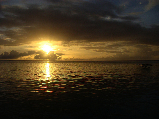 Sunset in Guiuan Eastern Samar Photo by: jelynnc of Flickr.com/CC