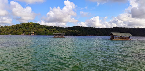 Caluya Floating Cottage Photo by: Joe Elbert/Creative Commons 