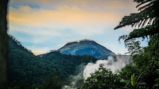 Mt. Apo Photo by: Hariboneagle927/Wikimedia Commons 