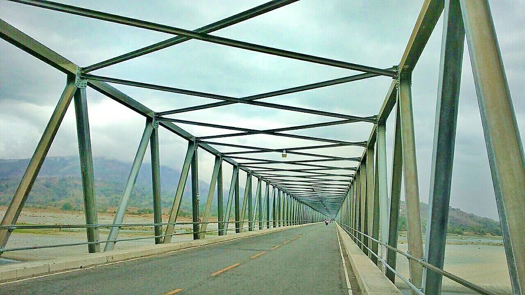 Calaba Bridge Photo by: Iannekleina/Wikimedia Commons 