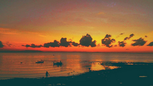 Sunrise at Alcoy, Cebu Photo by: Xavier Solis/Flickr 