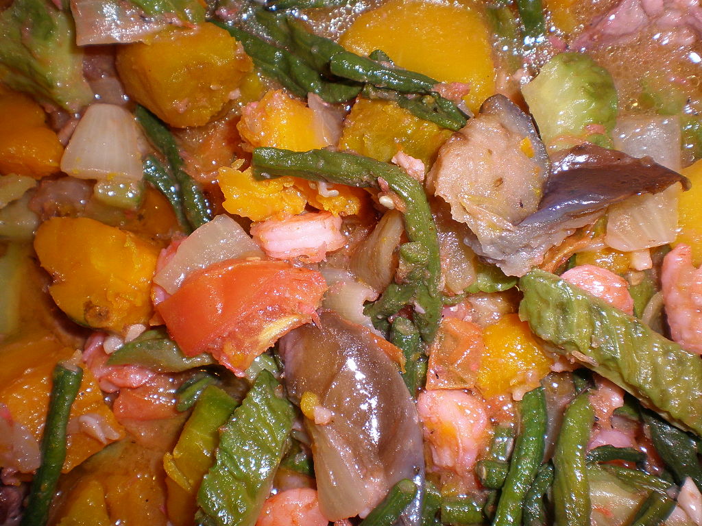 Pinakbet Photo by: BrokenSphere/Wikimedia Commons 