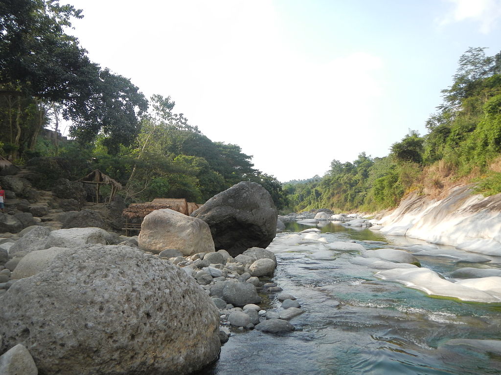 Tapuacan River Photo by: Ramon FVelasquez/Wikimedia Commons 